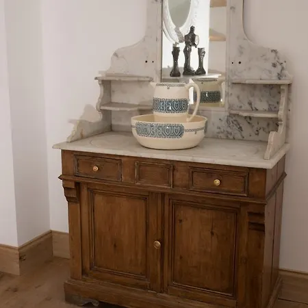 לינה וארוחת בוקר Lou Castet De Lussolle - D'hotes