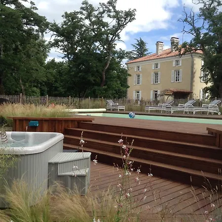 Lou Castet De Lussolle - D'hotes 4* Losse