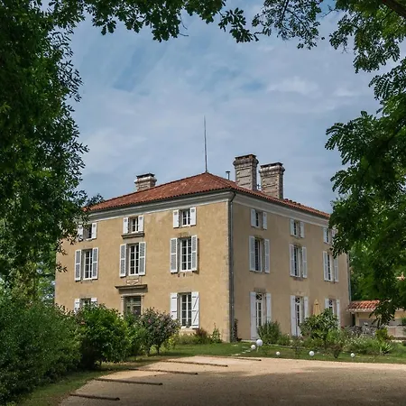 Lou Castet De Lussolle - D'hotes