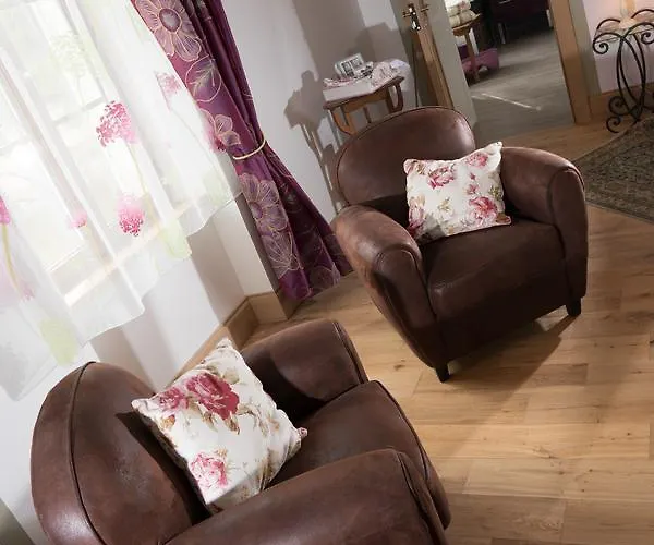 Lou Castet De Lussolle - D'hotes