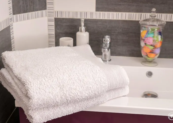 Lou Castet De Lussolle - D'hotes